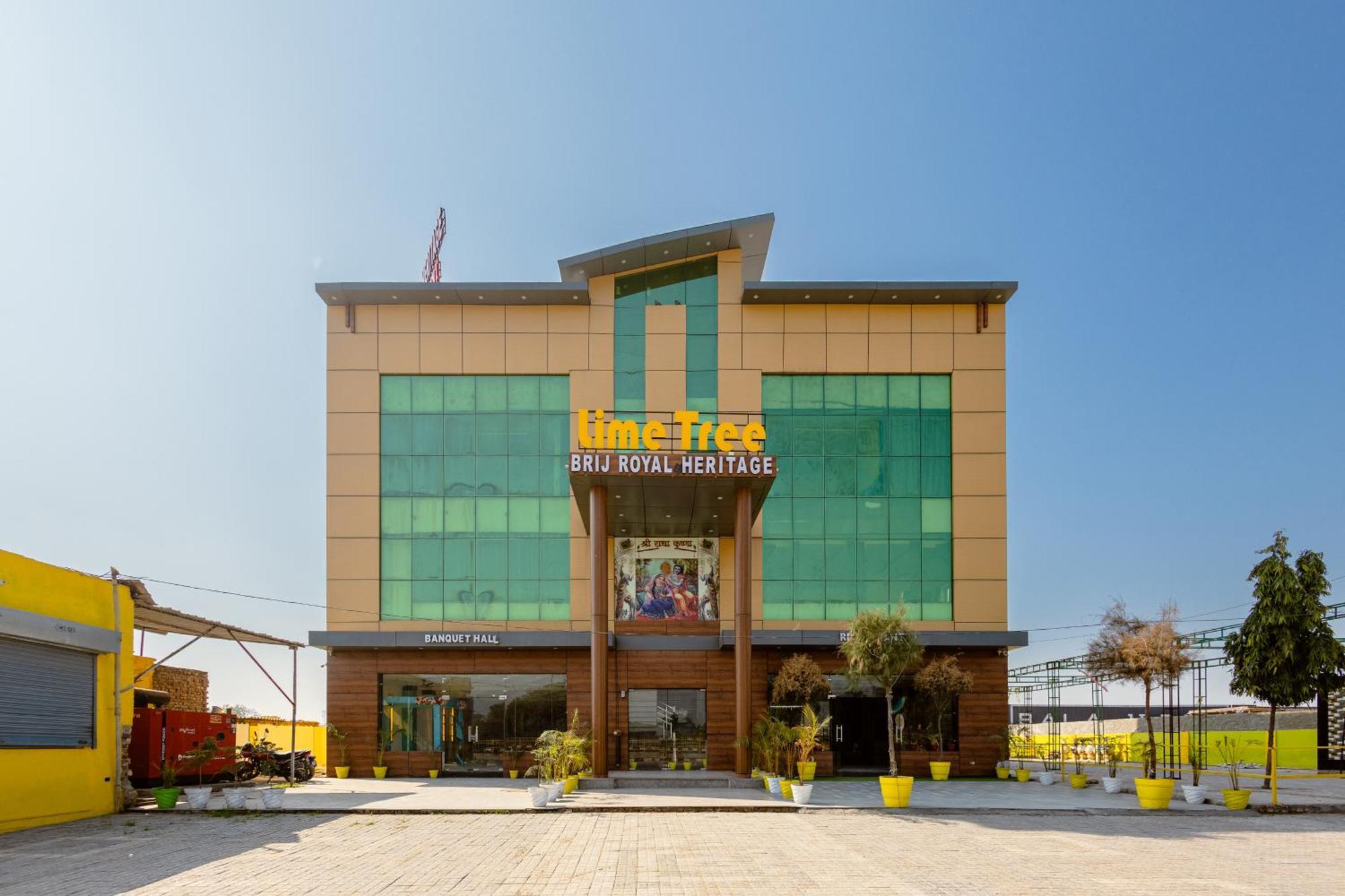 Lime Tree Hotel And Banquet Vrindāvan Eksteriør bilde