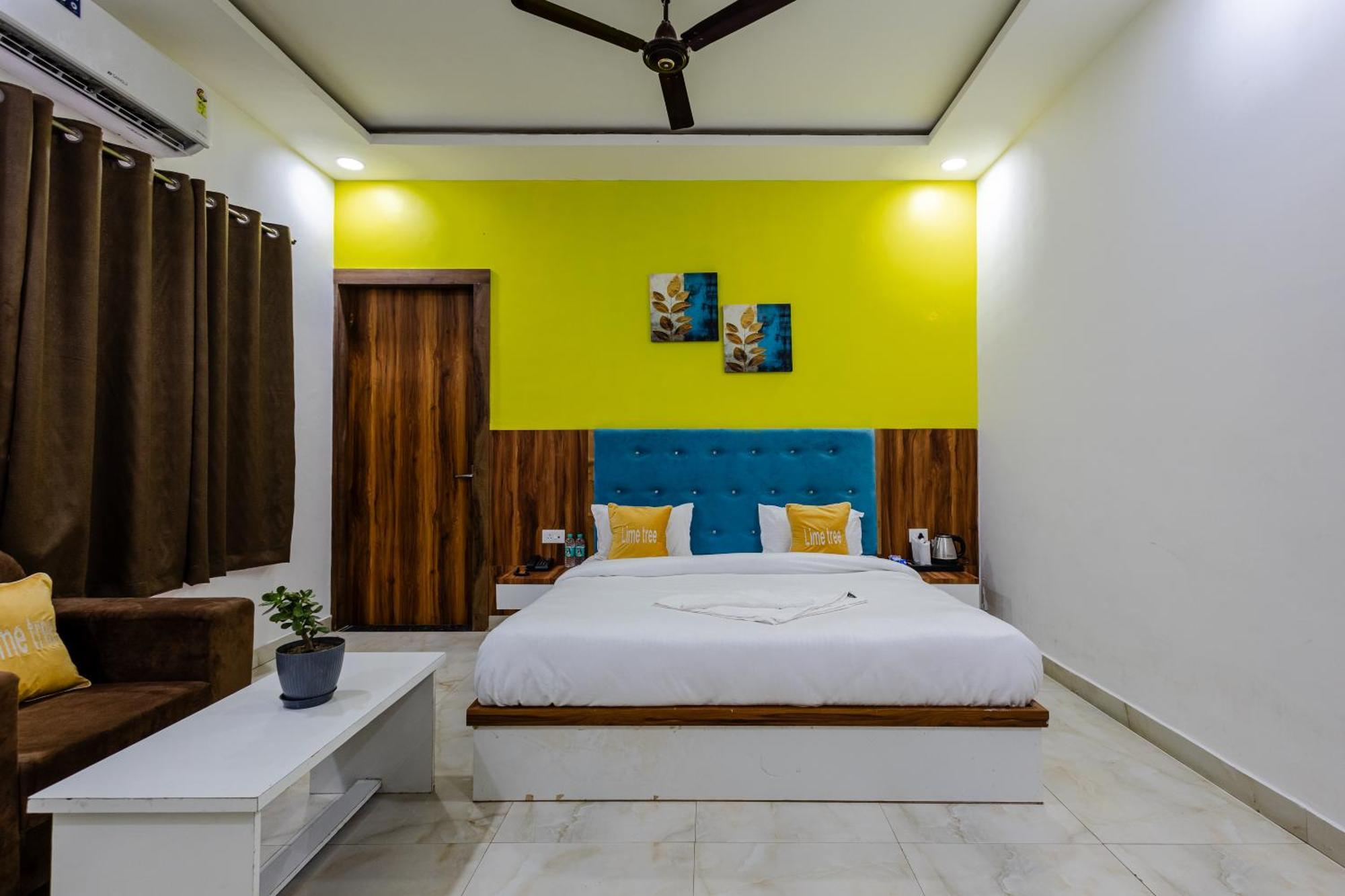 Lime Tree Hotel And Banquet Vrindāvan Eksteriør bilde